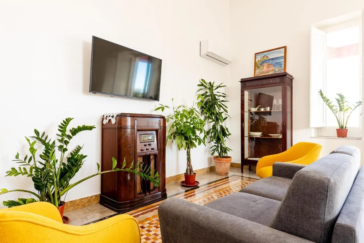 Villa Edera Rental Room サンタ・フラーヴィア 0*,